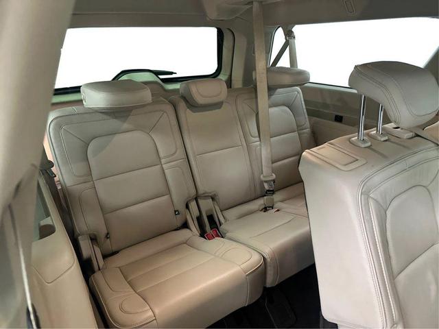 Photo of 2019 Black Lincoln Navigator L