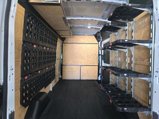 Photo of 2023 White Ford Transit-350