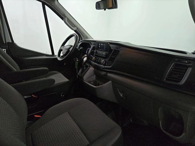 Photo of 2023 White Ford Transit-350