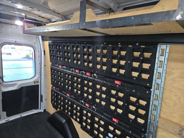 Photo of 2023 White Ford Transit-350