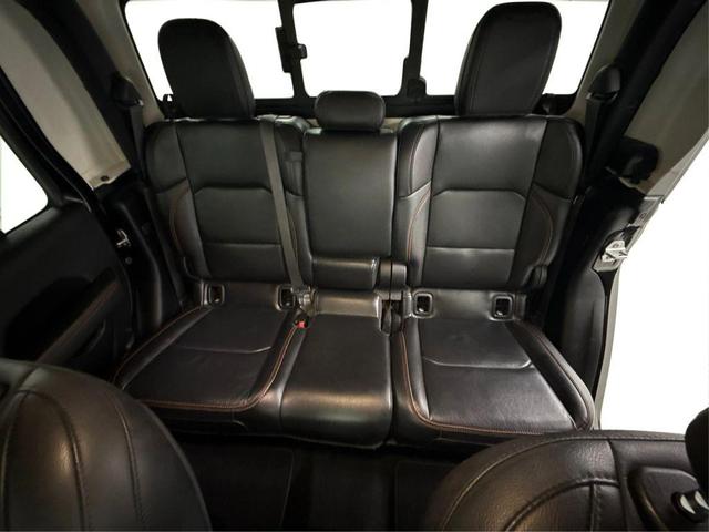 Photo of 2021 Black Jeep Gladiator