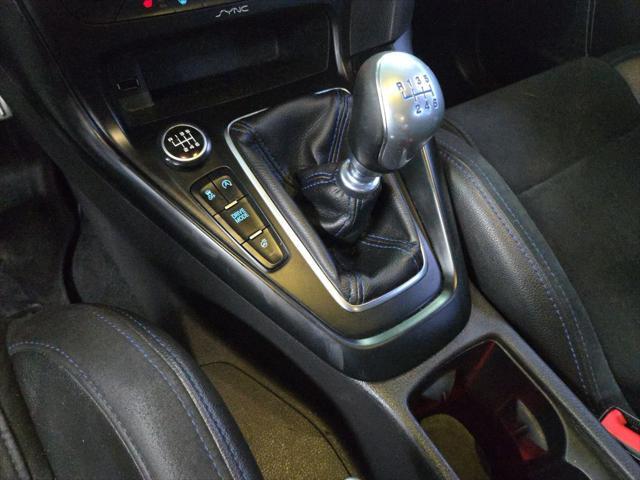 Photo of 2016 Black Ford Focus RS