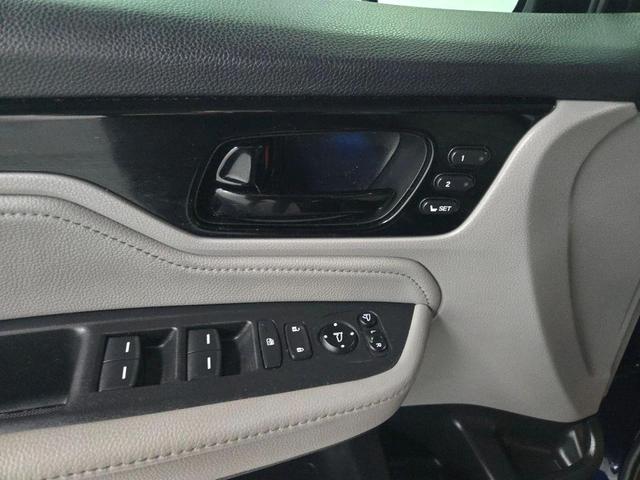 Photo of 2019 Blue Honda Odyssey