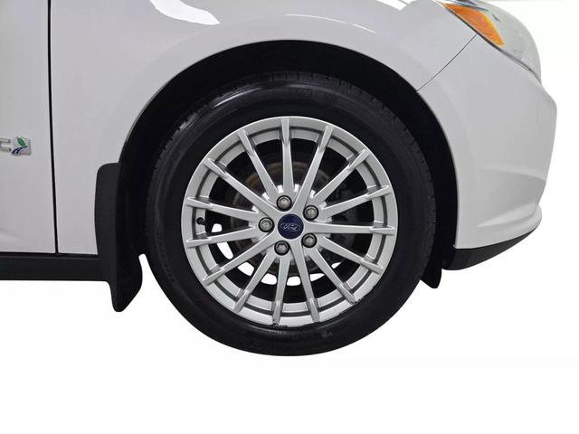Photo of 2014 White Ford Focus Electric