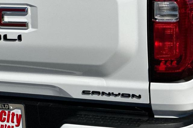 Photo of 2023 Summit White GMC Canyon