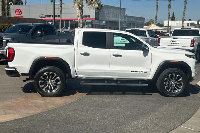 Photo of 2023 Summit White GMC Canyon