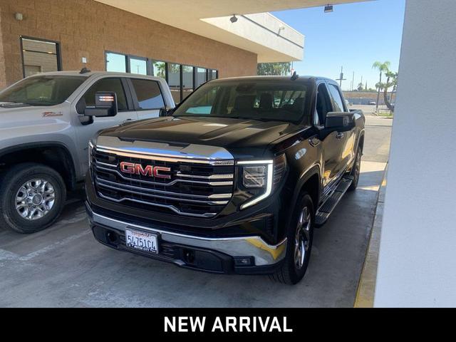 Photo of 2025 Onyx Black GMC Sierra 1500