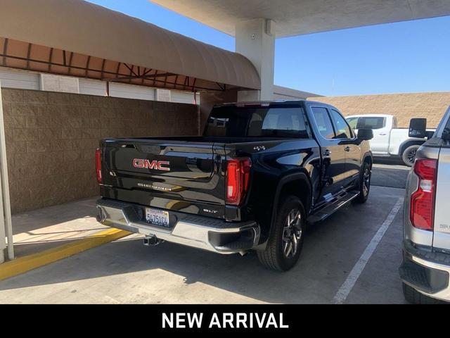 Photo of 2025 Onyx Black GMC Sierra 1500