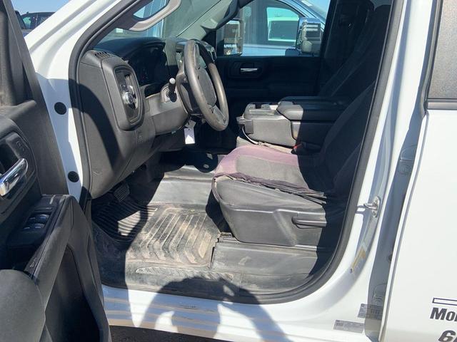 Photo of 2023 Summit White GMC Sierra 2500