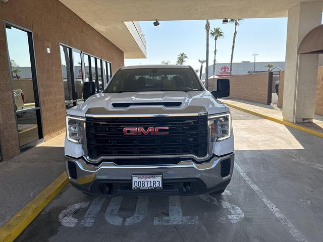 Photo of 2023 Summit White GMC Sierra 2500