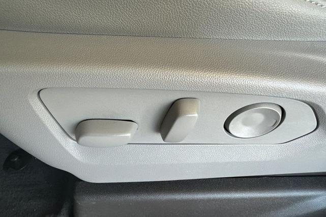 Photo of 2024 White Frost Tricoat GMC Sierra 1500