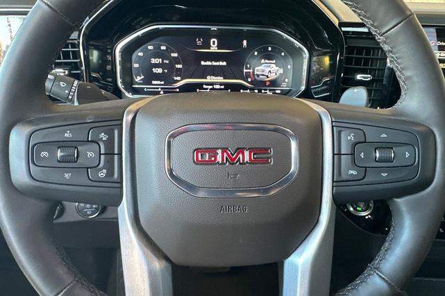 Photo of 2024 White Frost Tricoat GMC Sierra 1500