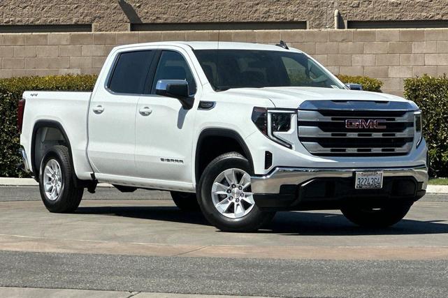 Photo of 2025 Summit White GMC Sierra 1500