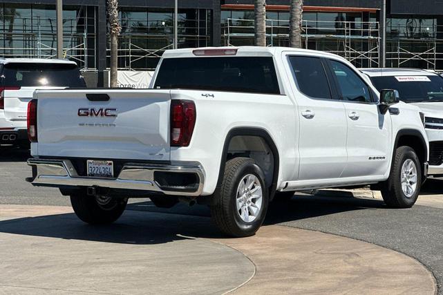 Photo of 2025 Summit White GMC Sierra 1500