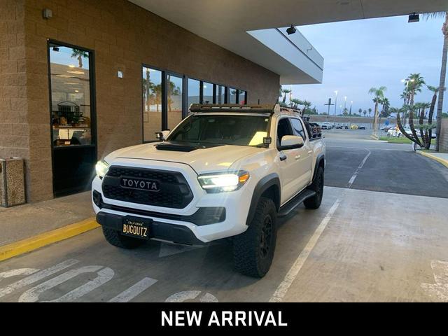 Photo of 2020 Super White Toyota Tacoma