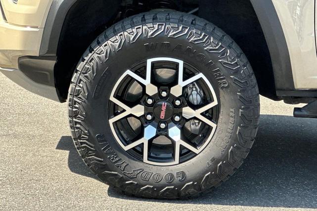 Photo of 2023 Desert Sand Metallic GMC Canyon