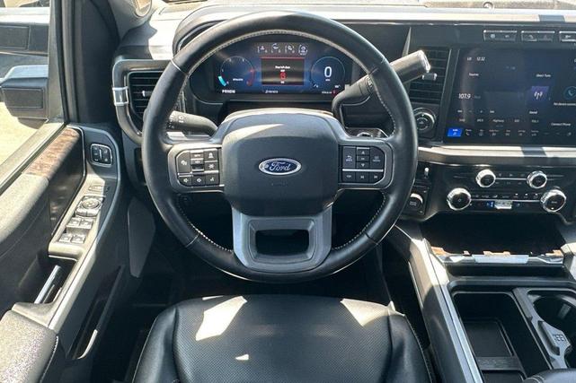 Photo of 2023 Black Metallic Ford F-450