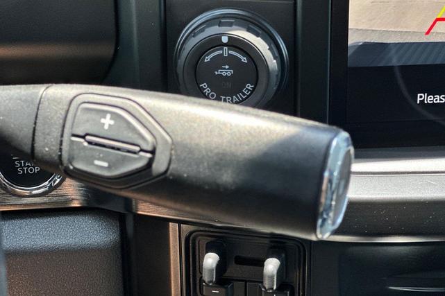 Photo of 2023 Black Metallic Ford F-450