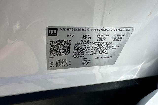 Photo of 2023 Summit White GMC Terrain