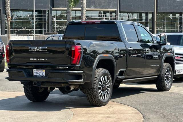 Photo of 2024 Onyx Black GMC Sierra 2500