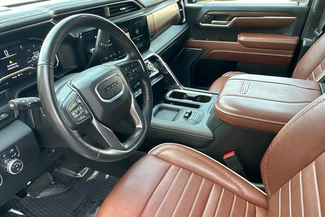 Photo of 2024 Onyx Black GMC Sierra 2500