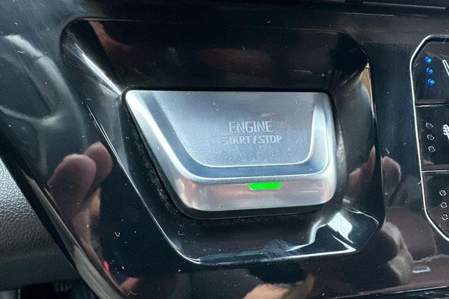 Photo of 2024 Onyx Black GMC Sierra 2500