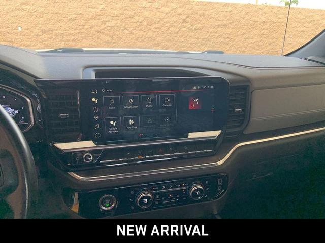 Photo of 2022 Summit White GMC Sierra 1500