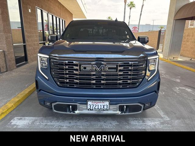 Photo of 2024 Downpour Metallic GMC Sierra 1500
