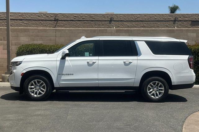 Photo of 2021 Summit White Chevrolet Suburban