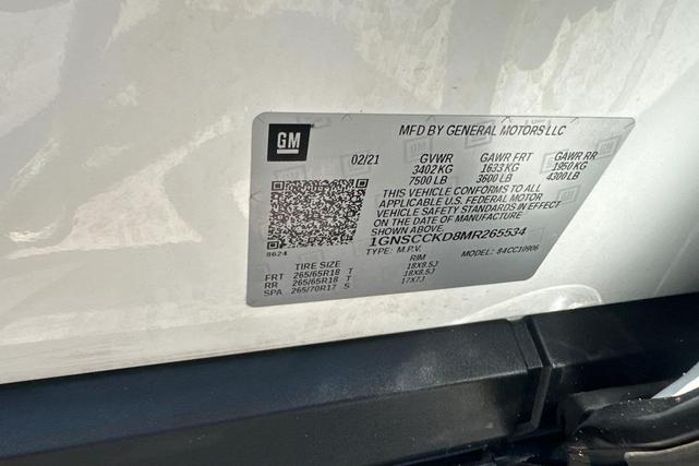 Photo of 2021 Summit White Chevrolet Suburban