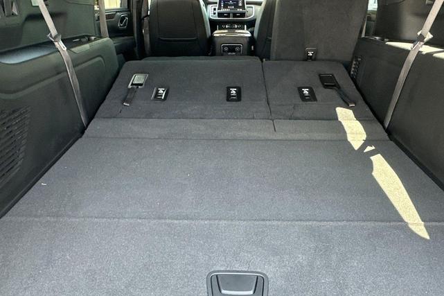 Photo of 2021 Summit White Chevrolet Suburban