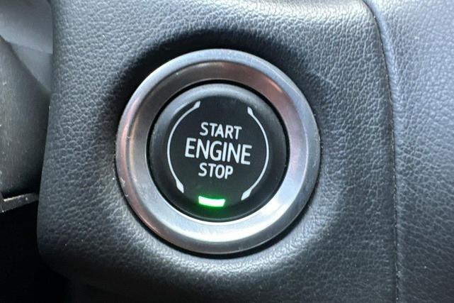 Photo of 2021 Summit White Chevrolet Suburban