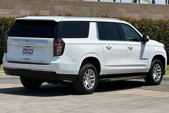 Photo of 2021 Summit White Chevrolet Suburban
