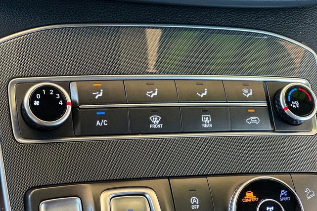 Photo of 2022 Twilight Black Hyundai SANTA FE