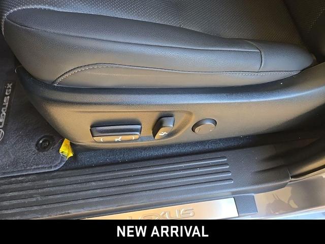 Photo of 2022 Gray Pearl Lexus GX 460
