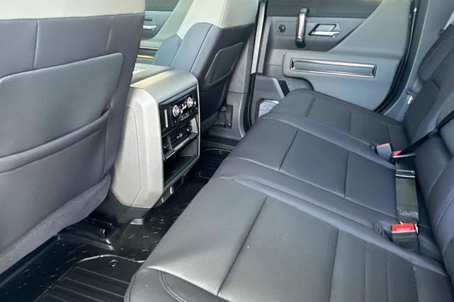 Photo of 2025 Interstellar White GMC HUMMER EV SUV