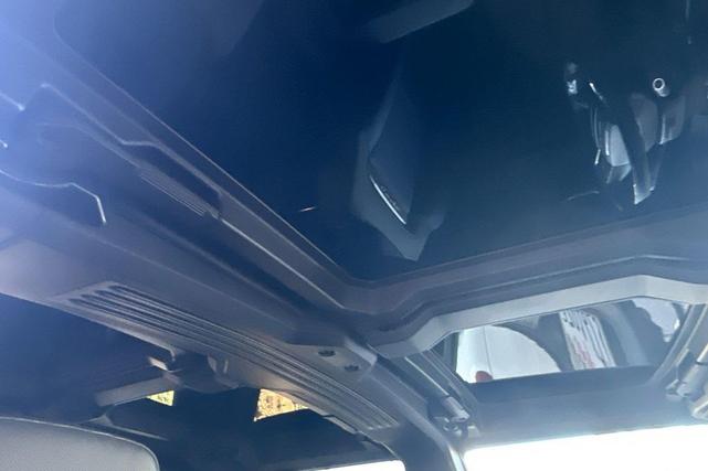 Photo of 2025 Interstellar White GMC HUMMER EV SUV