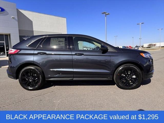 Photo of 2024 Stone Blue Metallic Ford Edge