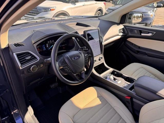 Photo of 2024 Stone Blue Metallic Ford Edge