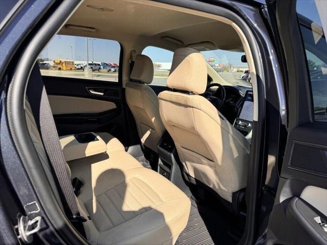 Photo of 2024 Stone Blue Metallic Ford Edge