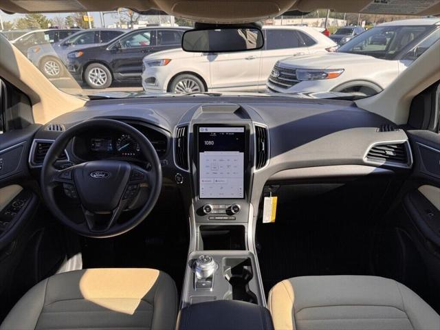 Photo of 2024 Stone Blue Metallic Ford Edge