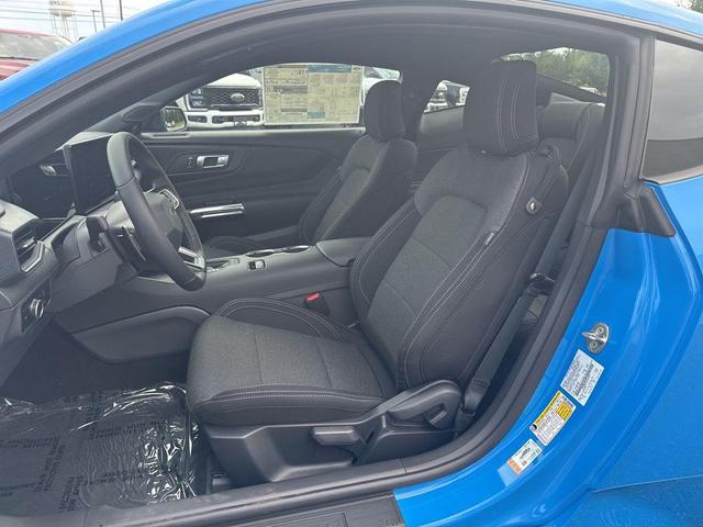 Photo of 2025 Grabber Blue Metallic Ford Mustang