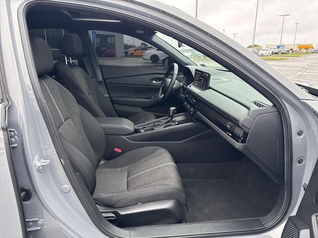 Photo of 2025 Urban Gray Pearl Honda Accord Hybrid
