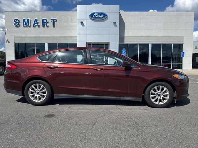 Photo of 2016 Bronze Fire Metallic Tinted Clearcoat Ford Fusion