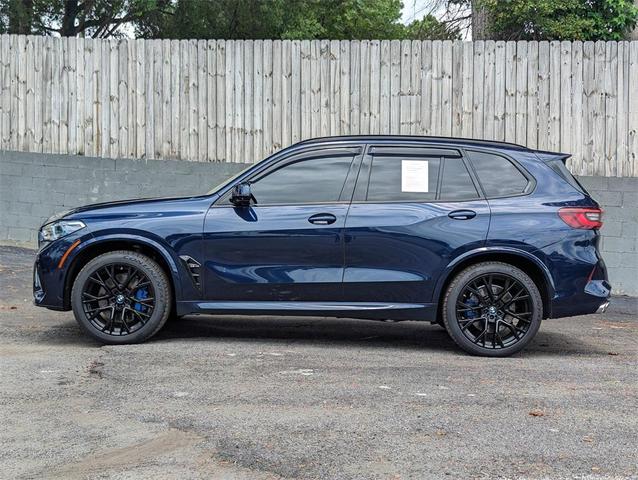 Photo of 2021 Tanzanite Blue II Metallic BMW X5 M