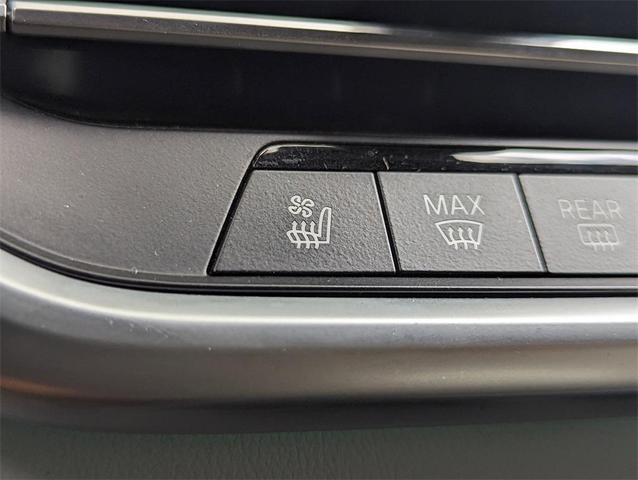 Photo of 2021 Tanzanite Blue II Metallic BMW X5 M