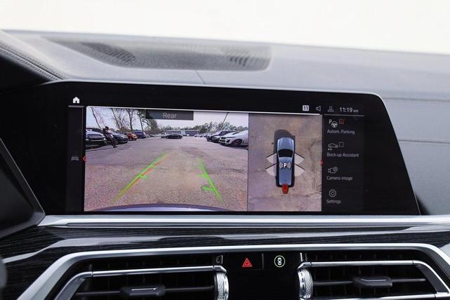 Photo of 2022 Arctic Grey Metallic BMW X7