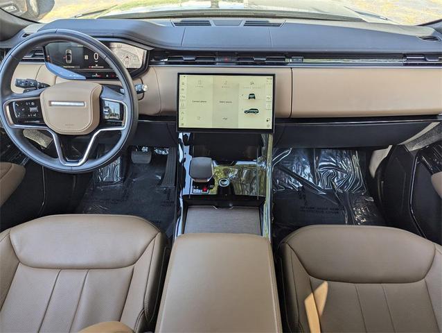 Photo of 2024 Giola Green Metallic Land Rover Range Rover Sport