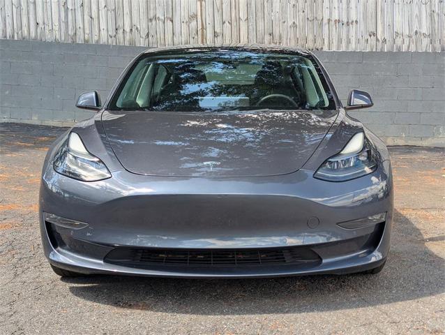 Photo of 2022 Midnight Silver Metallic Tesla Model 3