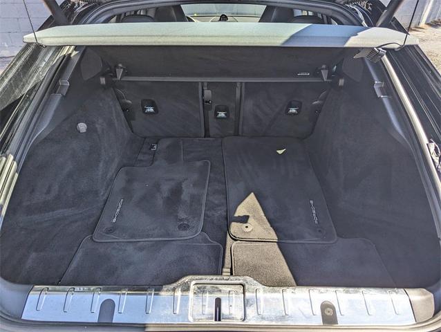 Photo of 2021 Black Porsche Panamera